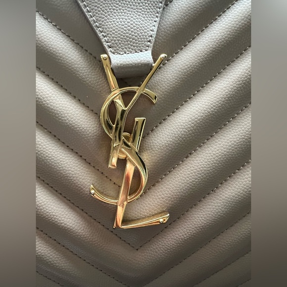 YSL Matelasse Quilted Shopping Tote Bag - Picture 5 of 16